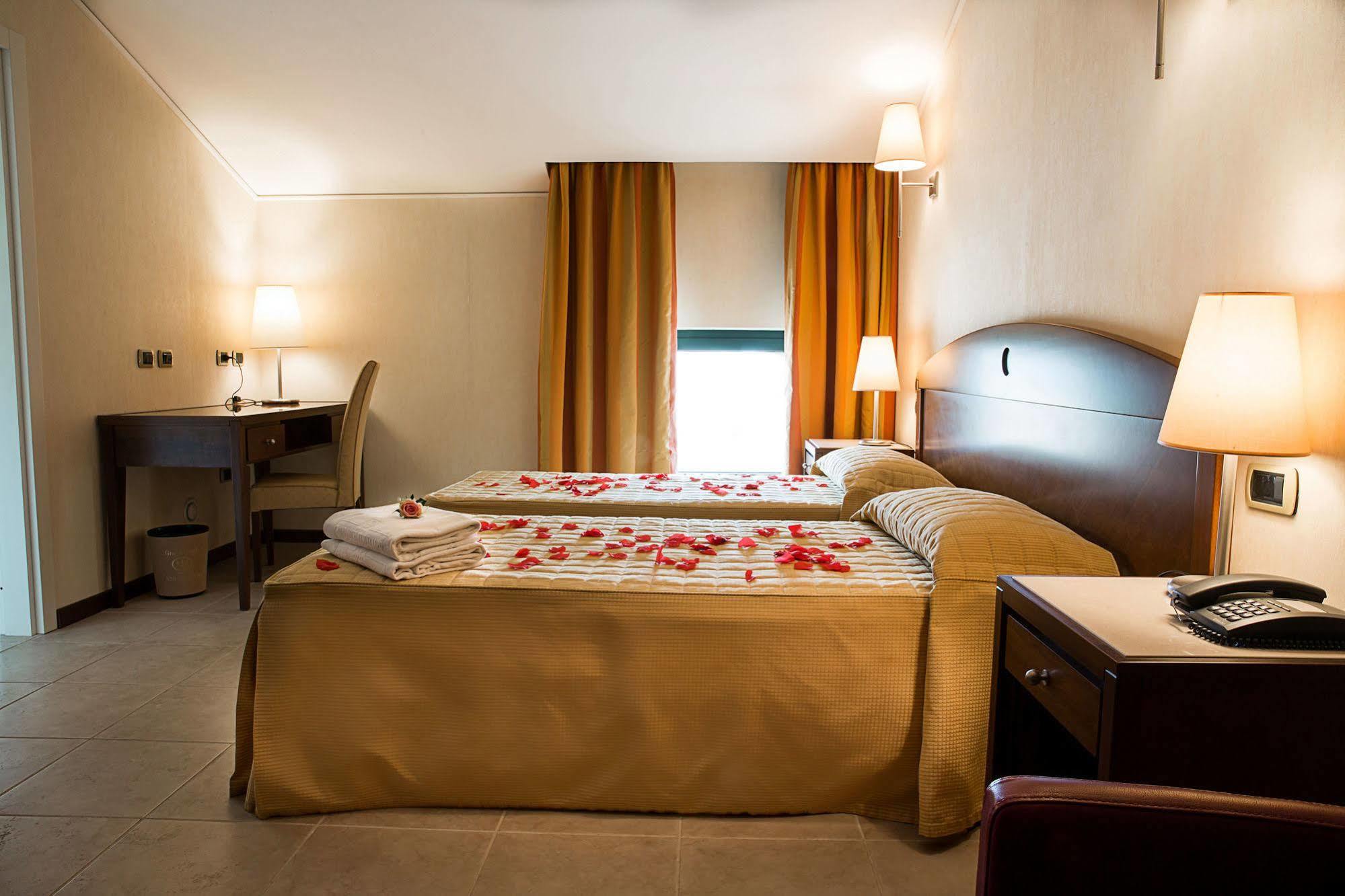 Grand Hotel Paestum Exterior foto